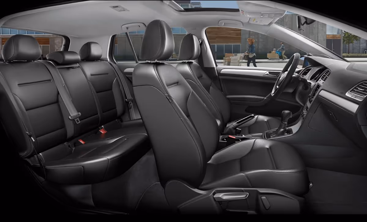 2017 Volkswagen Golf seating