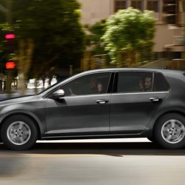 2017 Volkswagen Golf profile view