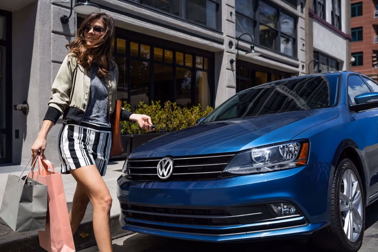 2017 Volkswagen Jetta with pedestrian